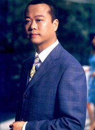 歐陽(yáng)震華
